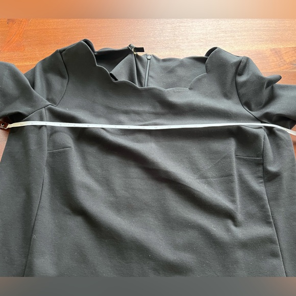 Talbots Black Scalloped Neck Dress Top - Size 1XP - Picture 3 of 6